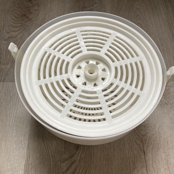 Vintage Hoan Salad Lettuce Spinner Strainer Dryer Beige Clear Plastic USA Made - Picture 6 of 14